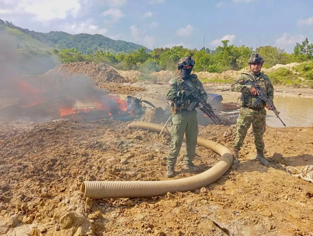 Tres Personas Fueron Capturadas Por Explotación Ilícita De Yacimientos Tres Personas Fueron Capturadas Por Explotación Ilícita De Yacimientos