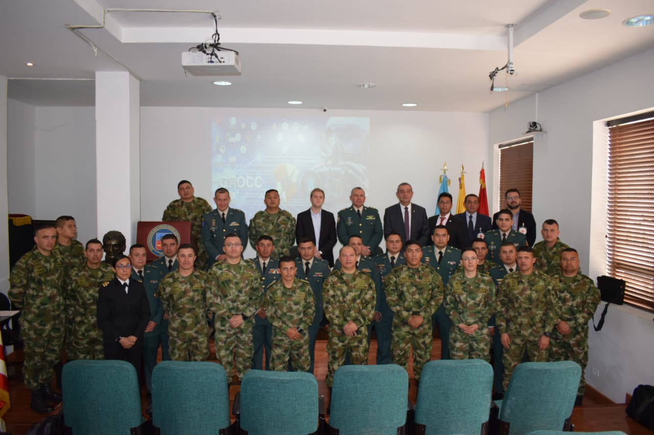 Asesores del Comité Internacional de la Cruz Roja participan en seminario sobre  Reglas de enfrentamiento relativas al uso de la Fuerza