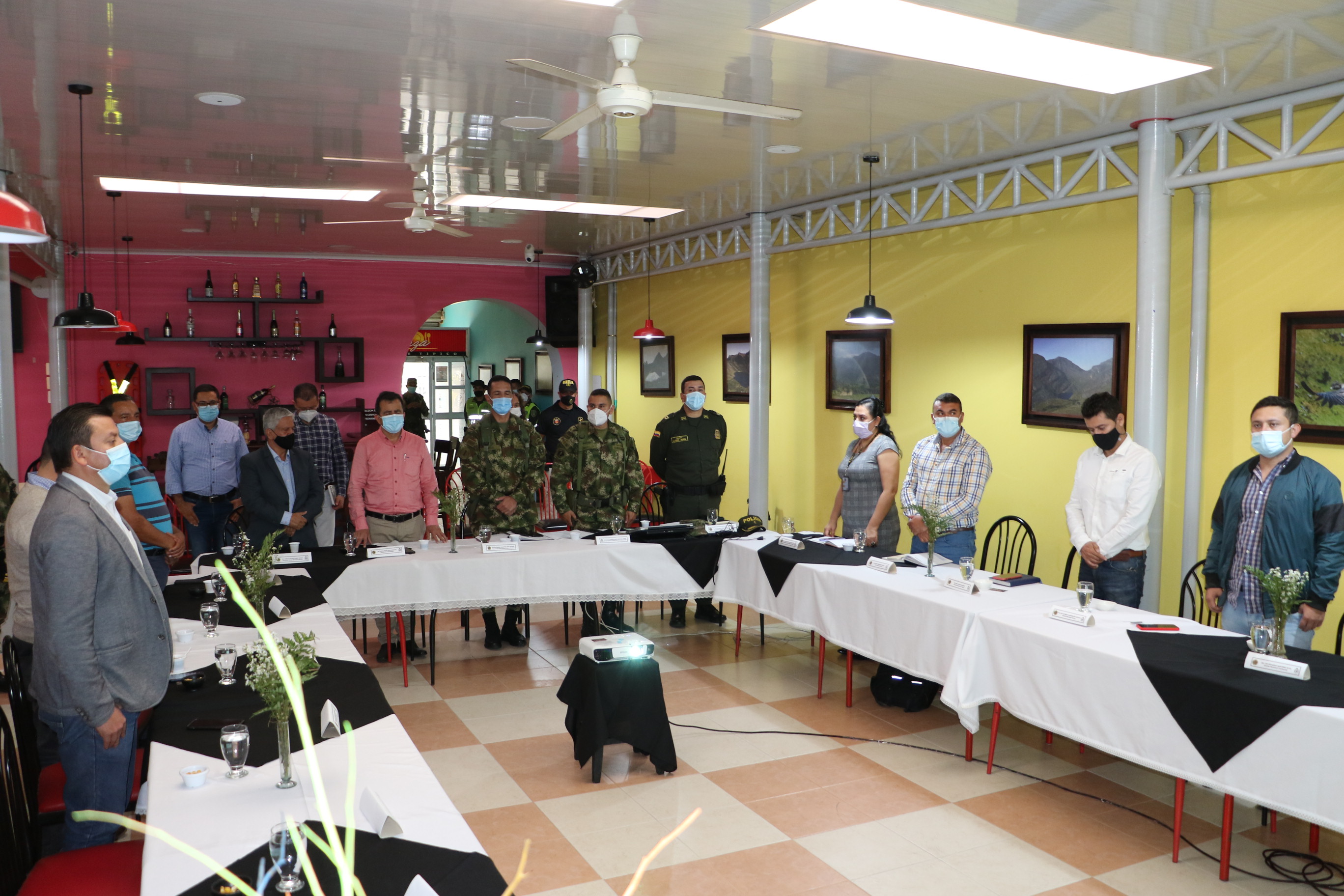 Positivo balance de seguridad arrojó reunión con 10 alcaldes de la Provincia de García Rovira y el Ejército Nacional