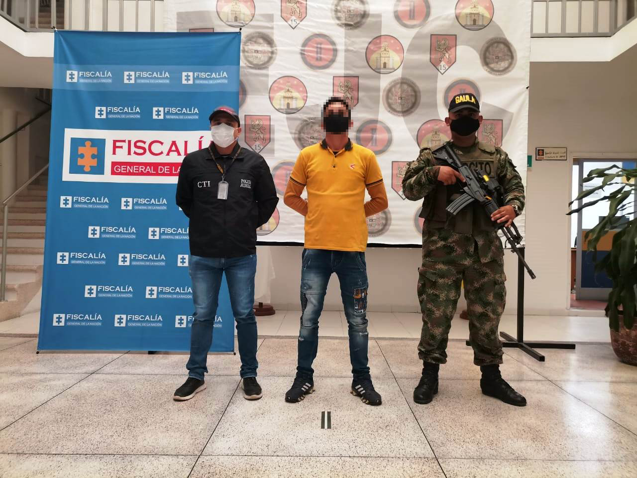 Capturado en flagrancia alias Jorge mientras extorsionaba a una víctima en Ocaña
