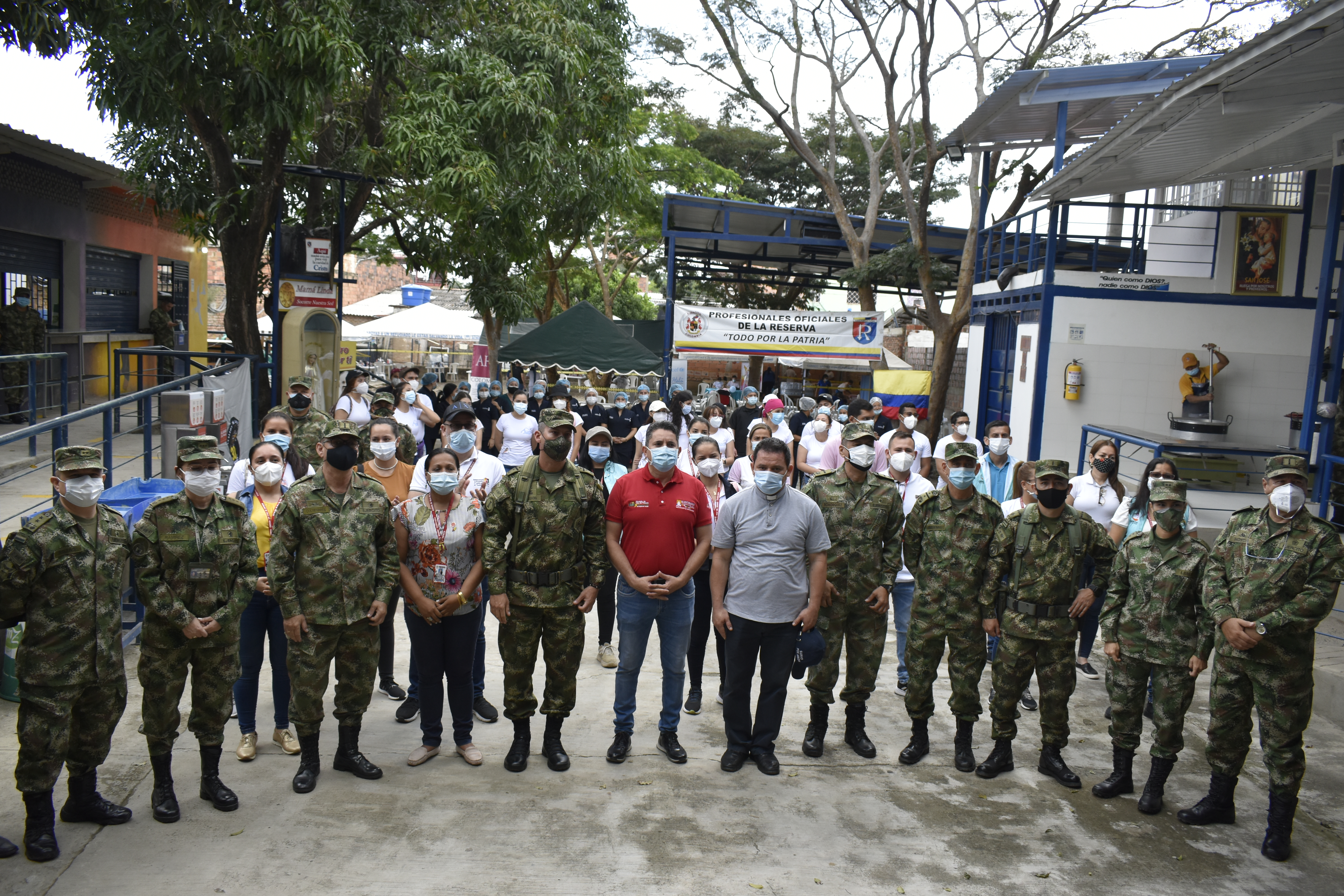 Con el apoyo del Ejército Nacional 1200 habitantes de se beneficiaron con servicios de salud
