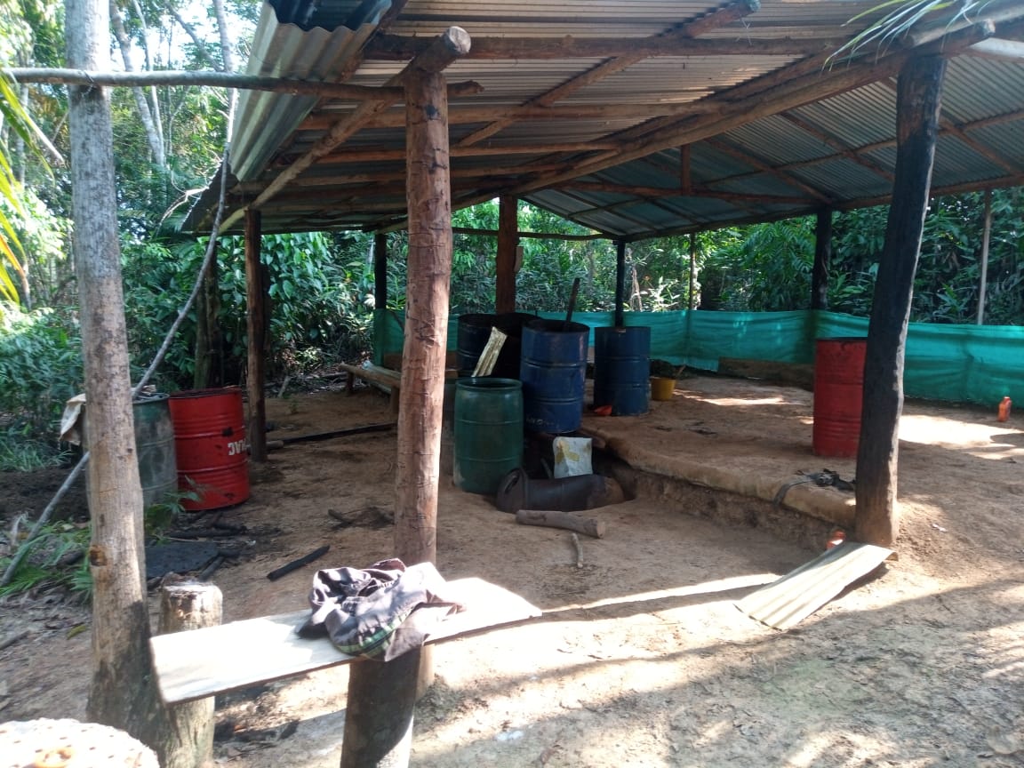 En estructura rudimentaria el GAO ELN, mantenía insumos para procesar pasta base de coca
