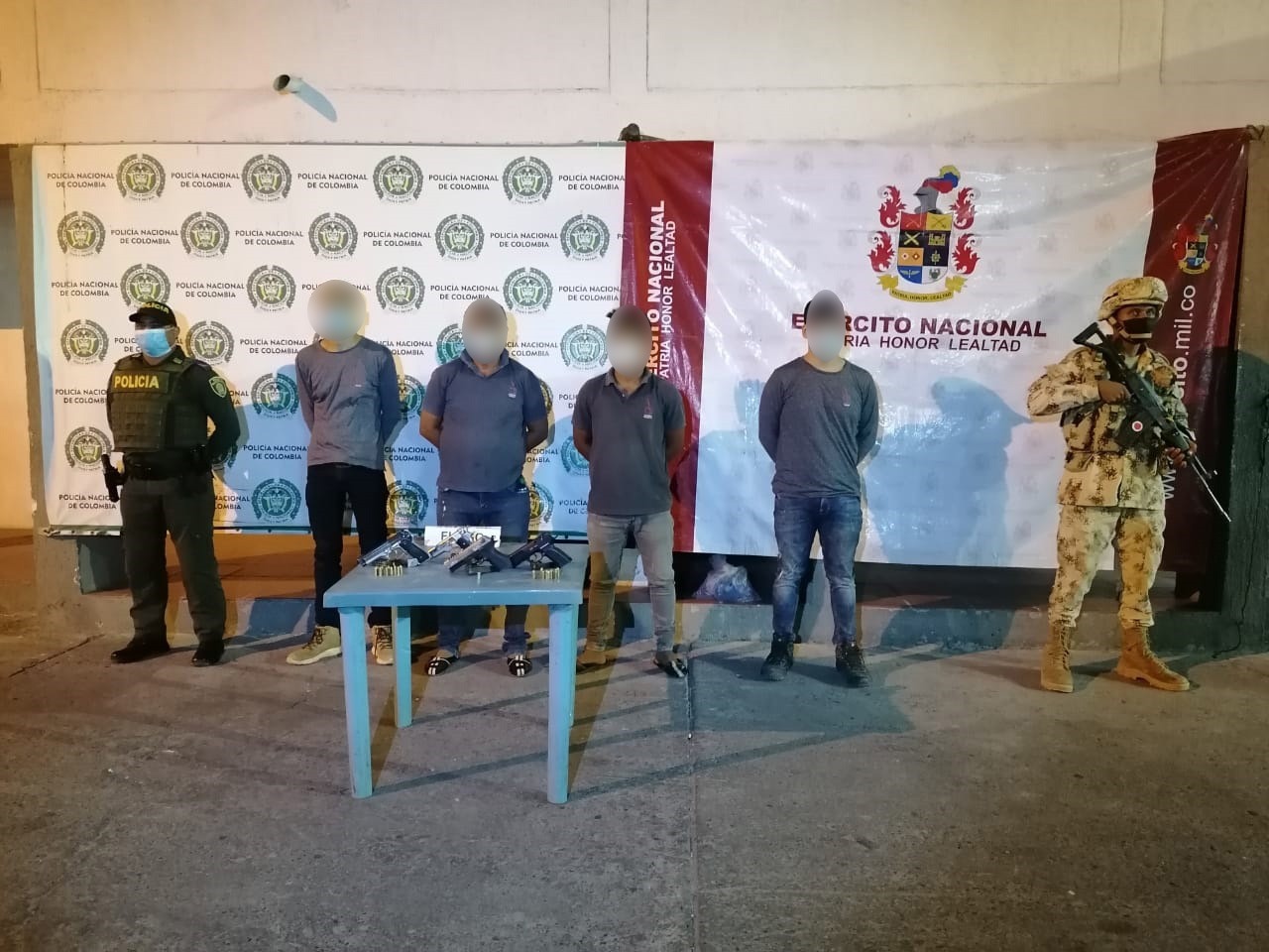 Ejército Nacional capturó a cuatro sujetos por porte ilegal de armas en Maicao