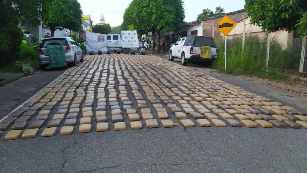 Contundente golpe al narcotráfico en carreteras del Huila