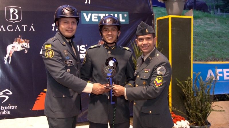 Escuela Militar participó en el Campeonato Nacional Ecuestre de Salto