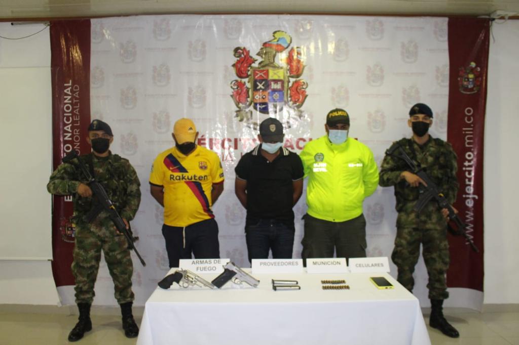 Capturados alias Elías y Zorra Mueca, presuntos integrantes del GAO- r 39
