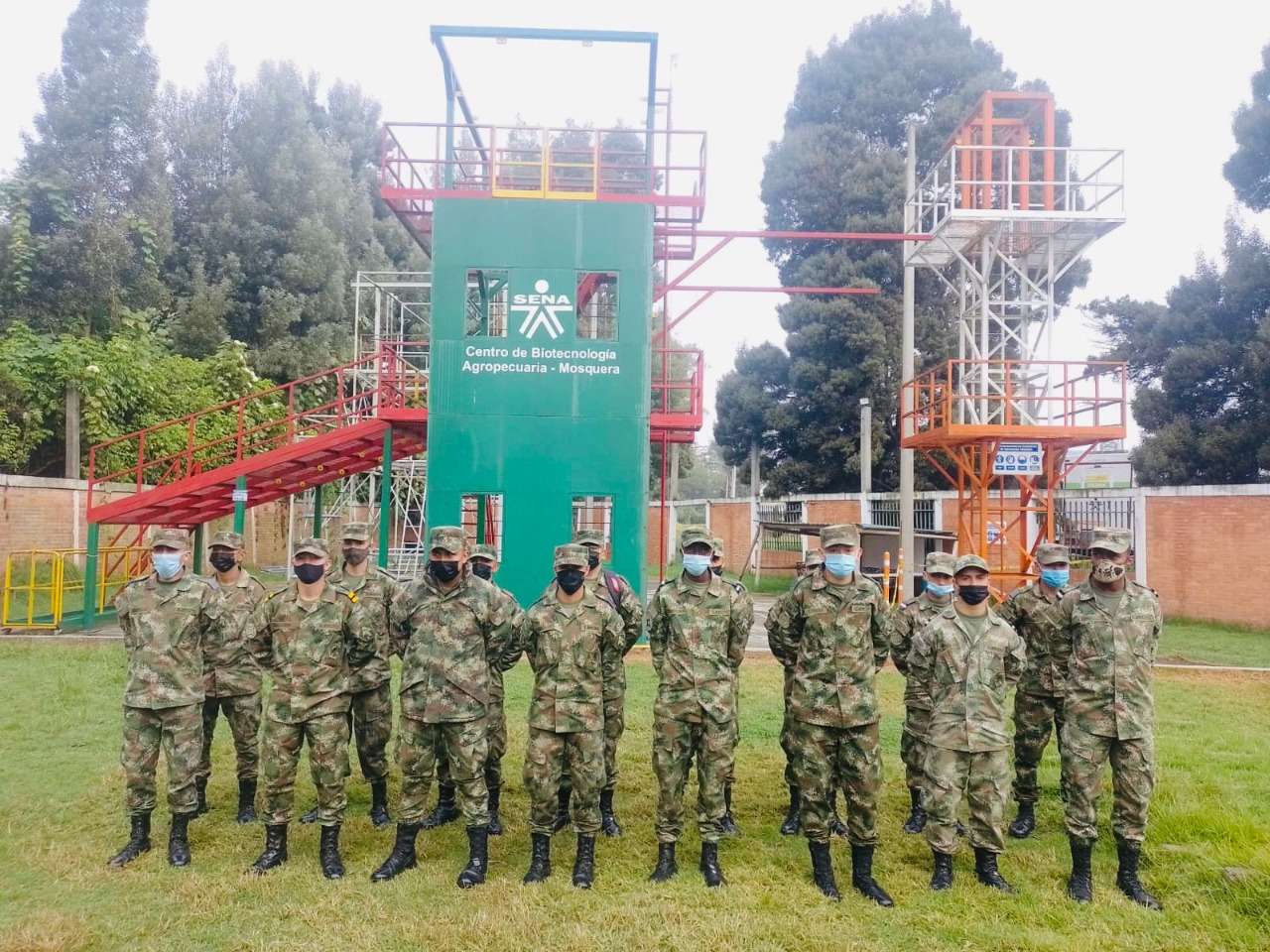 Capacitación SENA, "Trabajo seguro en alturas", dirigido al personal de soldados orgánicos del Batallón de Apoyo y Servicios para el Combate N°21.