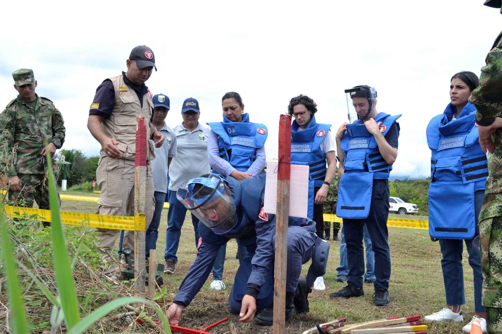 INTERNATIONAL COURSE HUMANITARIAN DEMINING