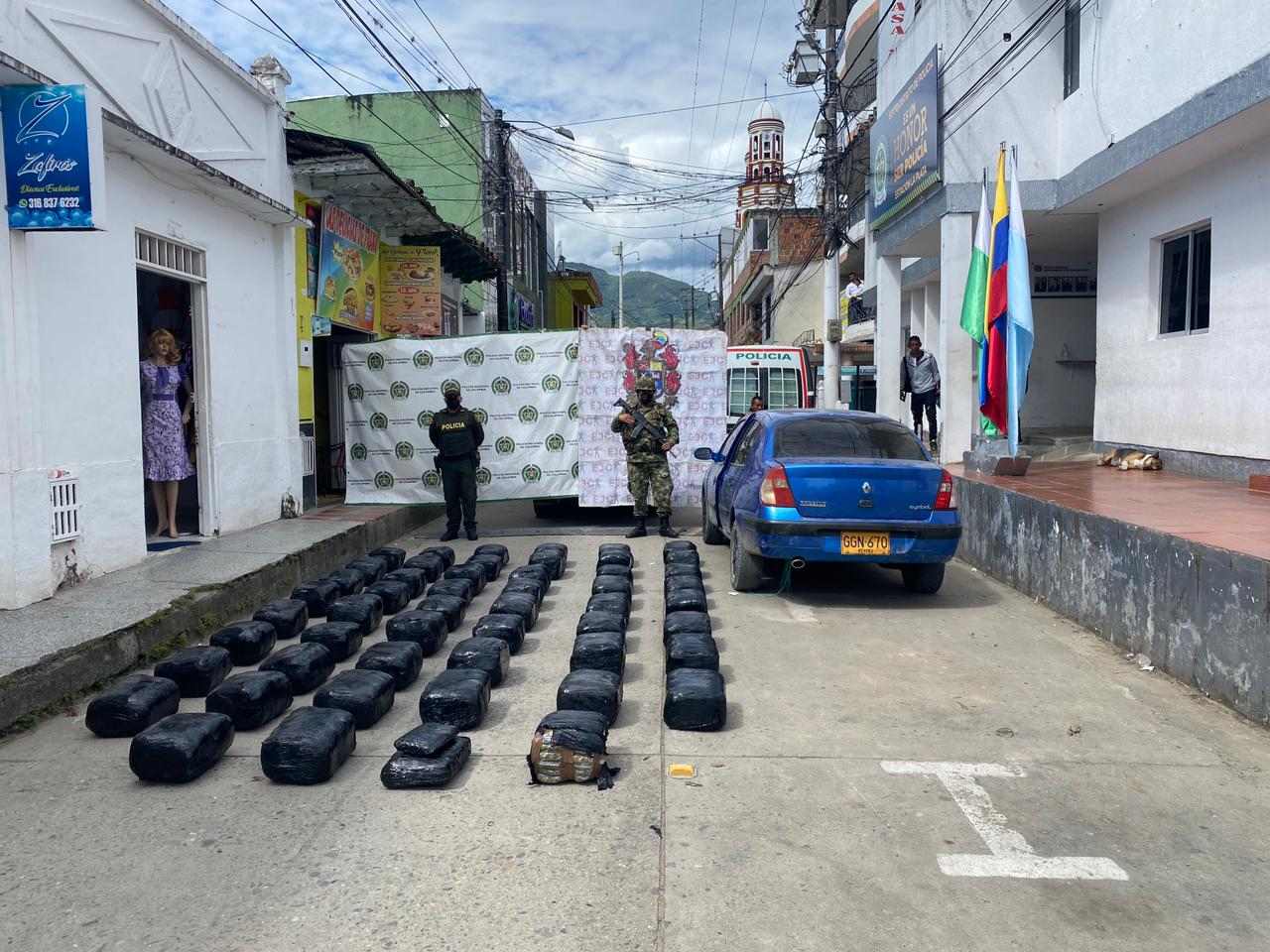 280 kilos de estupefacientes fueron incautados en carreteras del Huila