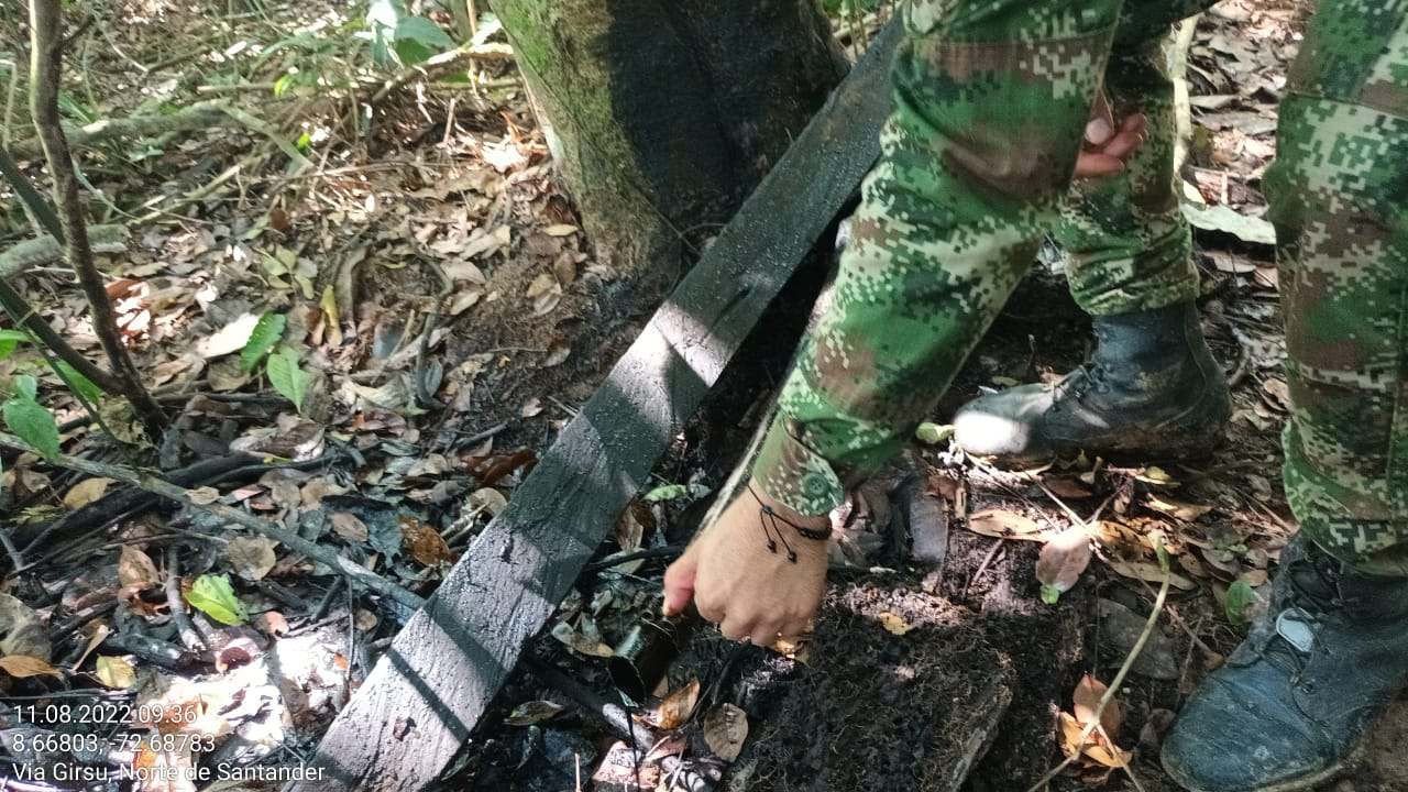 Golpeada las economías ilícitas de las disidencias Farc-E33, tras destrucción de refinería ilegal en el municipio de Tibú.