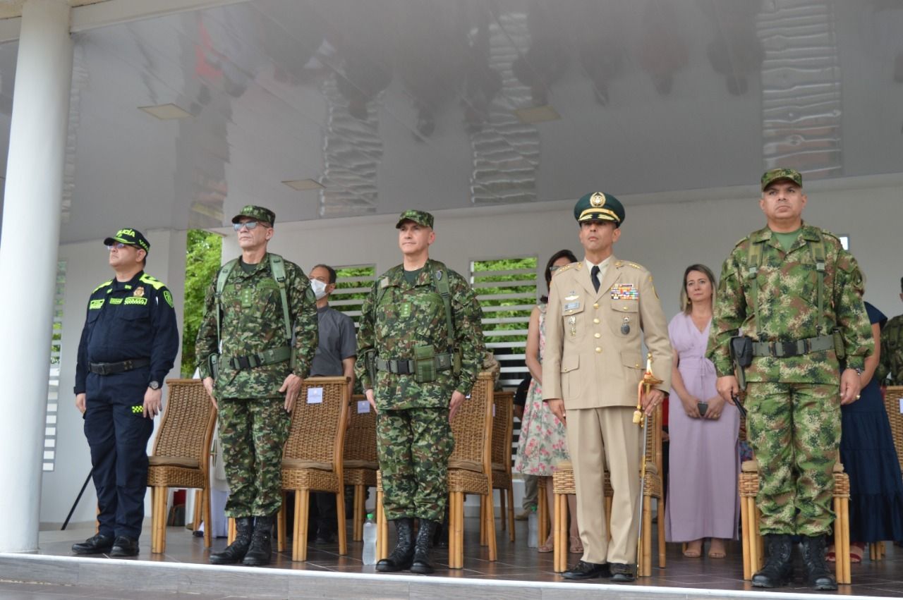 Transmisión de mando de la Primera División del Ejército Nacional