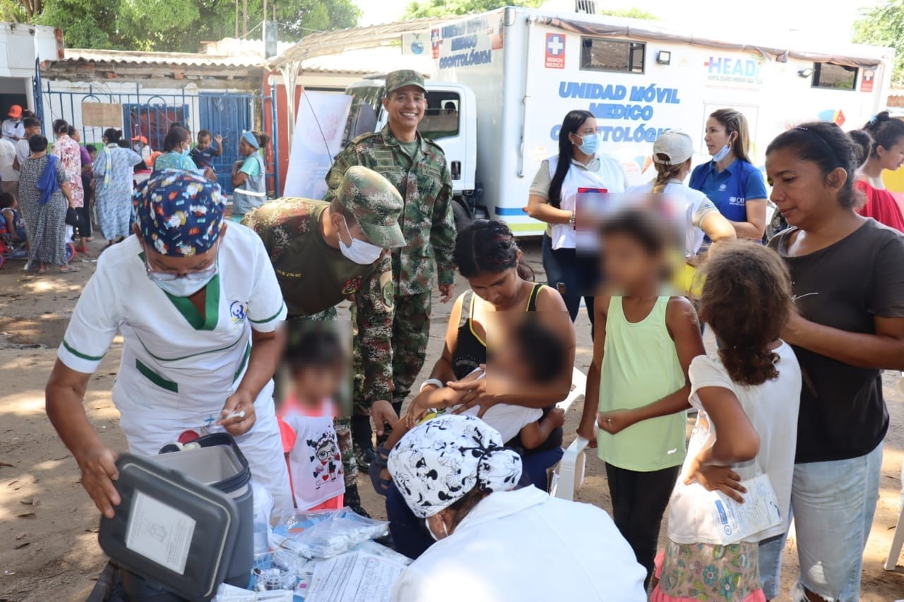 Soldados del Ejército Nacional apoyaron jornada de salud en Valledupar
