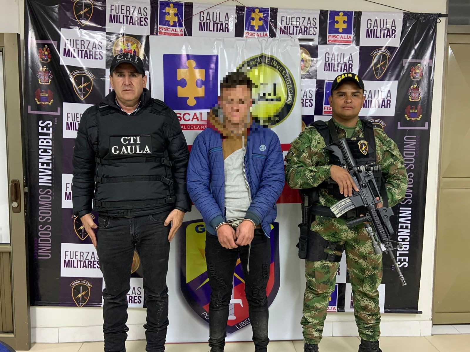 Un sujeto capturado en flagrancia por el delito de extorsión