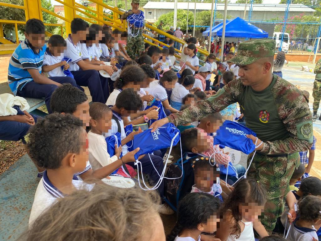 La Ruta del Desarrollo Bolívar llegó al sur de este departamento, gracias al Ejército Nacional y su programa Fe en Colombia
