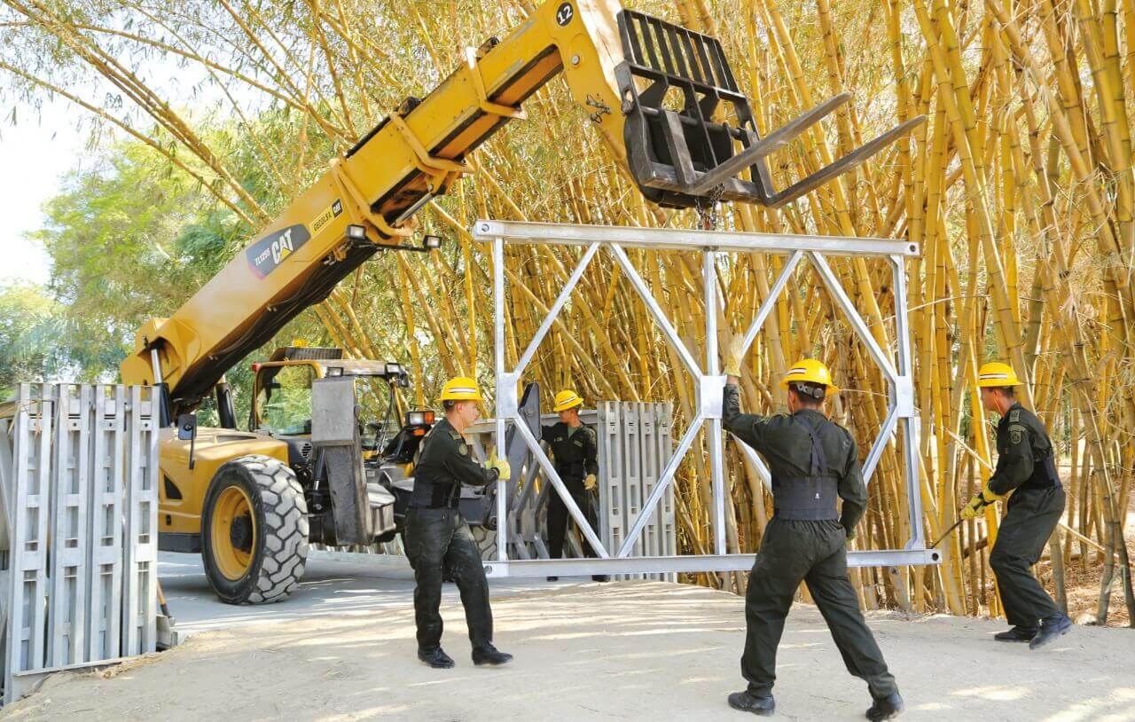 Ingenieros Militares construyen puentes que conectan al país