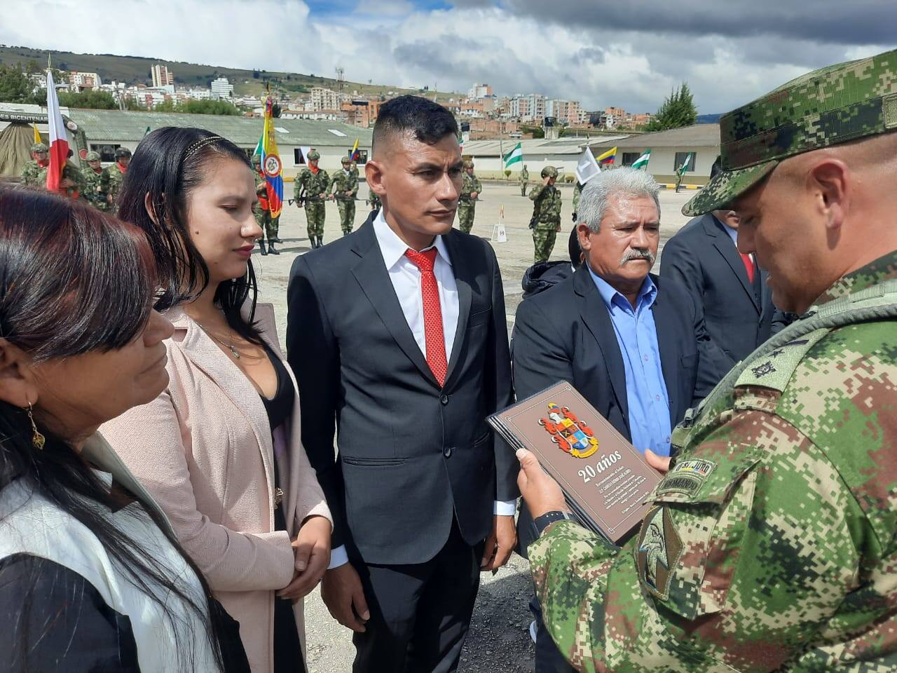 En Boyacá, los soldados profesionales recibieron reconocimiento al cumplir de 20 años de servicio