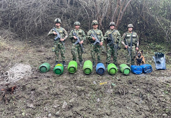 Ejército Nacional neutralizó diez artefactos explosivos en la vía Salazar de las Palmas - Cúcuta, Norte de Santander