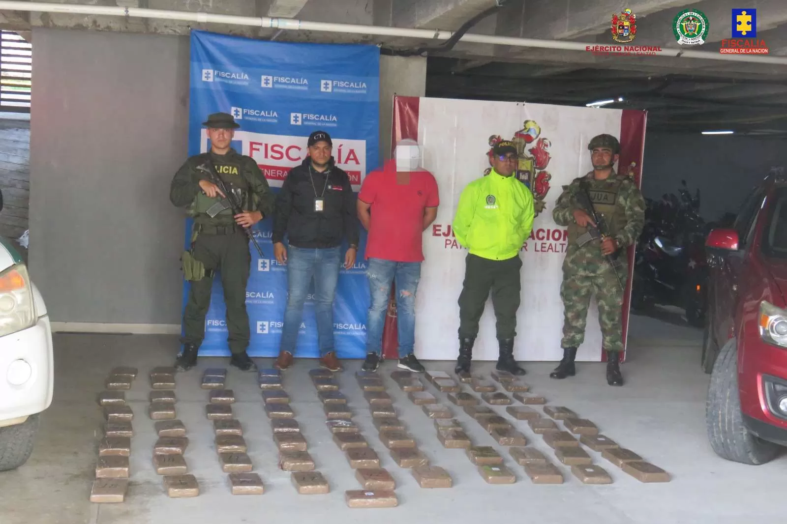 Ejército Nacional sorprendió a supuesto agrónomo que transportaba 93 kilogramos de pasta base de coca en un automóvil