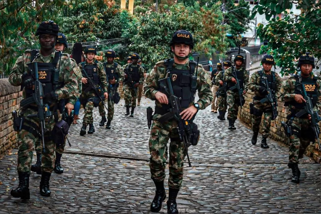 El Gaula Militar de la mano de los comerciantes en el Cauca