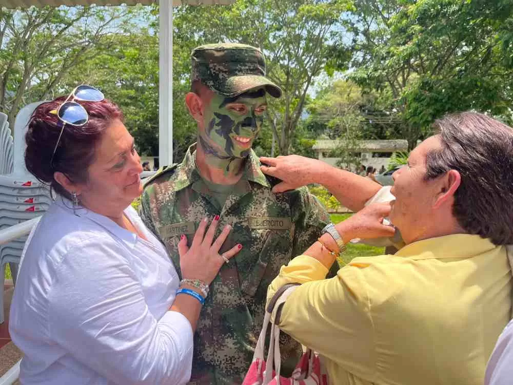 213 años de gloria de nuestro Ejército Nacional representados en 2.862 soldados graduados