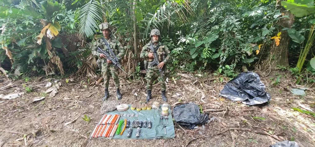 Ejército Nacional desmantela depósito ilegal de explosivos del GAO-r en Puerto Rondón, Arauca