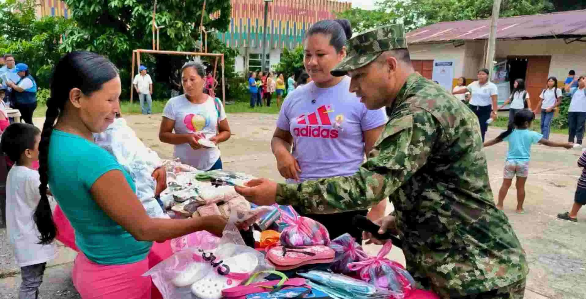 Ejército Nacional une fuerzas por el bienestar de las comunidades indígenas en Carurú, Vaupés