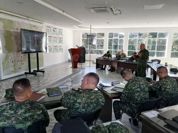 Primera reunión estratégica de comandantes de la Quinta División del Ejército Nacional