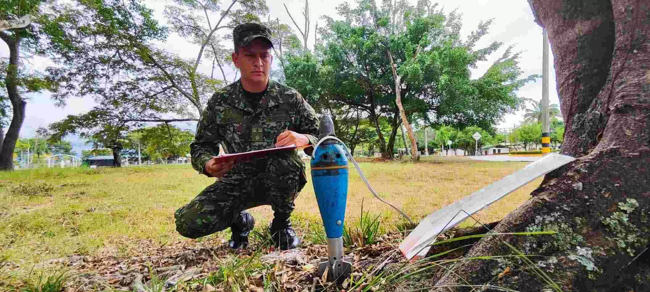 ENTRENAMIENTO PARA EL RECONOCIMIENTO DE ARTEFACTOS EXPLOSIVOS EN EL CURSO EOD 1 (EXPLOSIVE ORDENCE DISPOSAL)