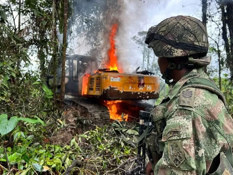Golpe contundente a la explotación ilícita de yacimientos mineros en la costa Pacífica caucana