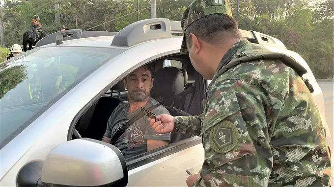 Con un despliegue estratégico en la región, Quinta Brigada vela por la seguridad durante la Semana Mayor