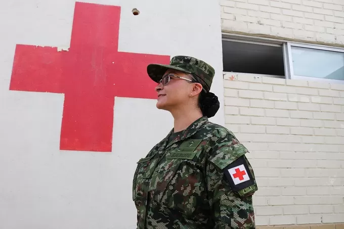 Ser auxiliar de enfermería en el Ejército Nacional, es la mejor vocación de servicio: sargento Viceprimero Ángela Fernández Duarte