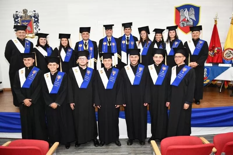 Ejército Nacional gradúa nuevos Ingenieros Aeronáuticos