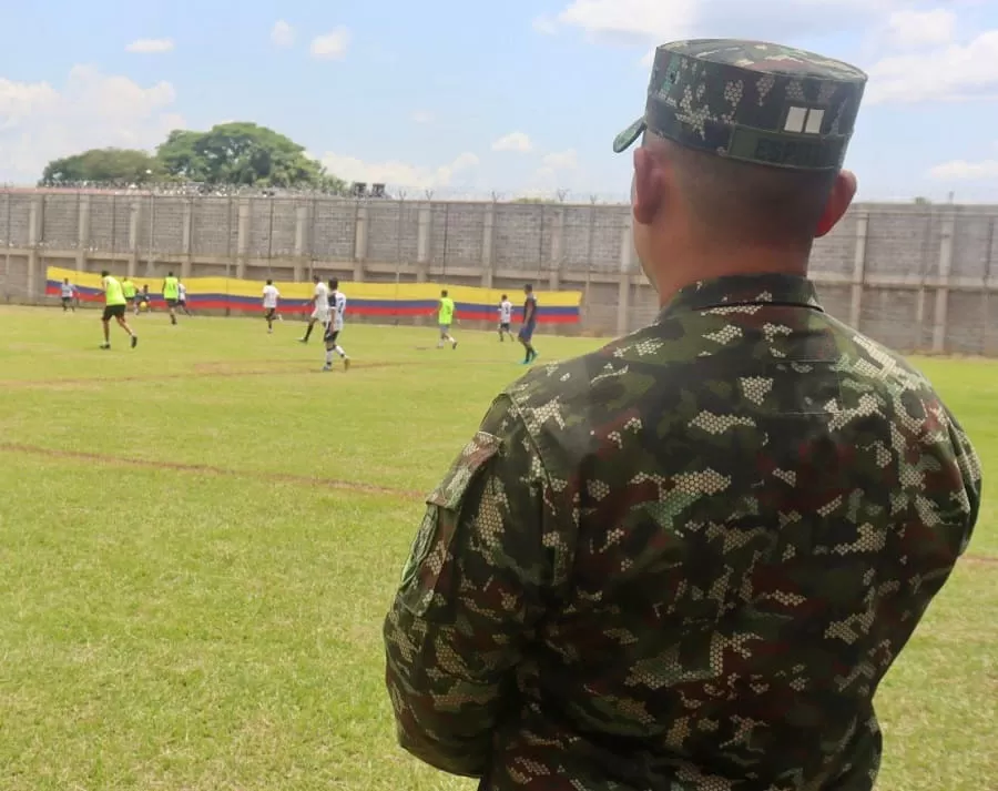 El Ejército Nacional celebra el Día de Nuestra Señora de las Mercedes, patrona de los reclusos, con personas privadas de la libertad
