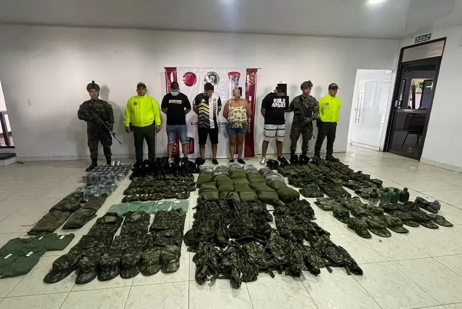 Capturadas tres personas acusadas de tráfico de material de intendencia de la Fuerza Pública