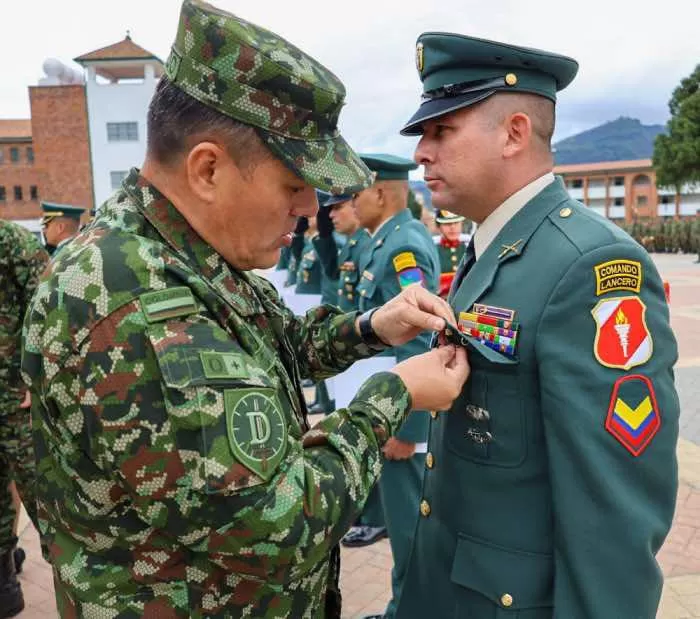 En la Escuela Militar de Cadetes se exalta a militares en el área docente y a cadetes destacados en los Juegos Interescuelas Batalla de Ayacucho