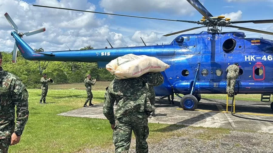 Ejército Nacional entrega mercados a damnificados por la ola invernal en Chocó