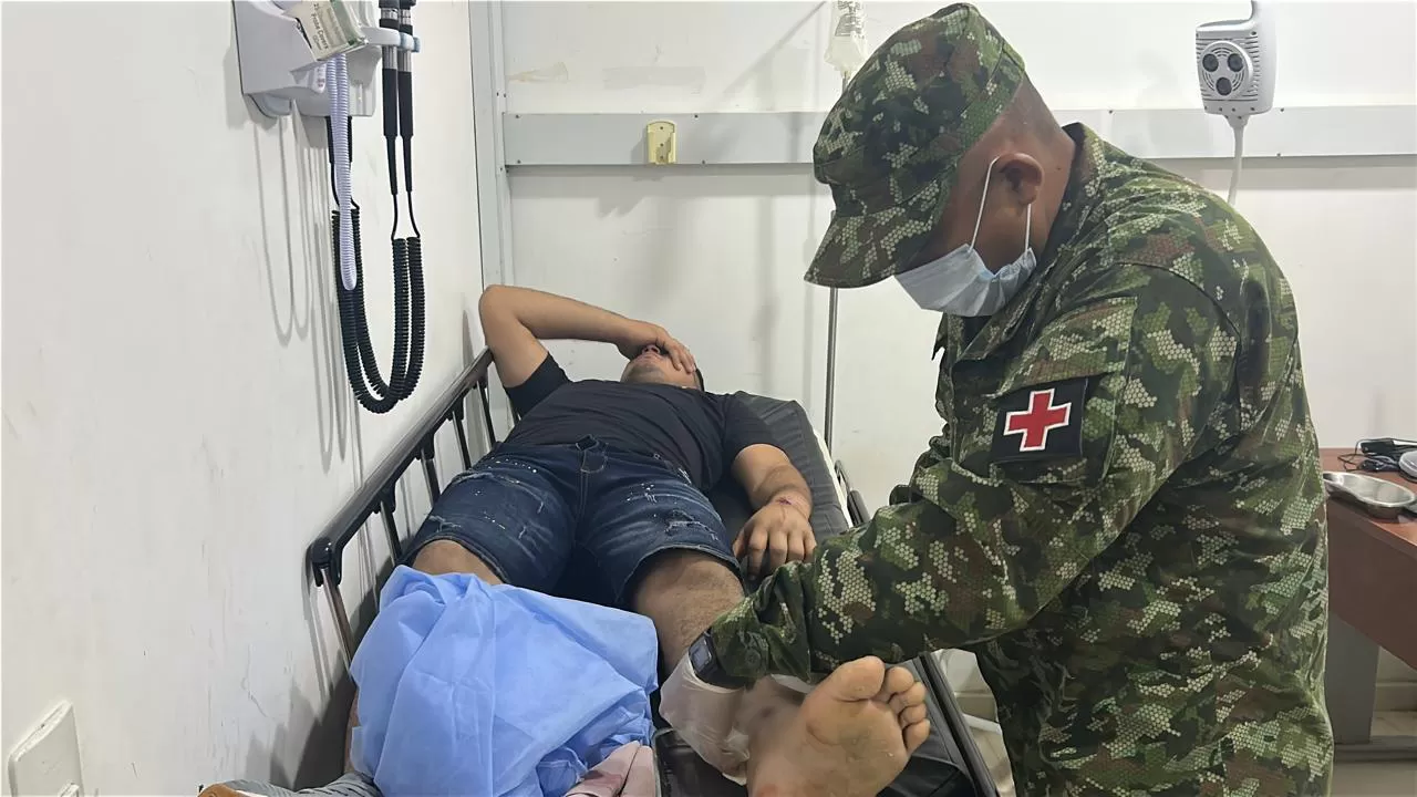 El Ejército Nacional brinda atención humanitaria a integrante del GAO-r Estructura 33