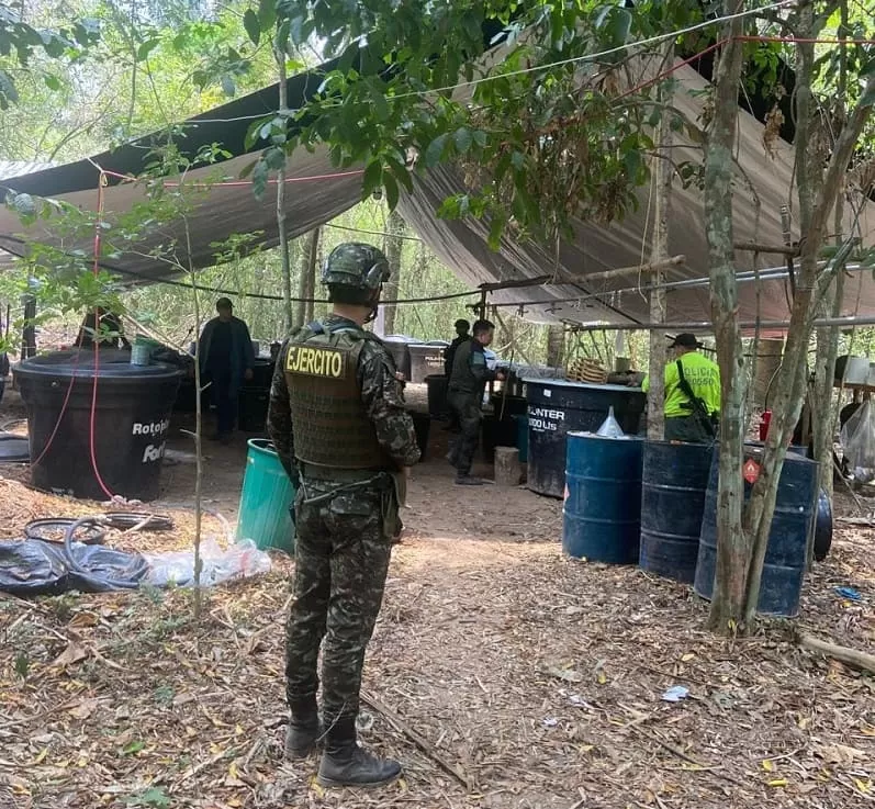 Ejército Nacional ubicó y destruyó  un laboratorio que producía cerca de dos toneladas mensuales de droga en Casanare