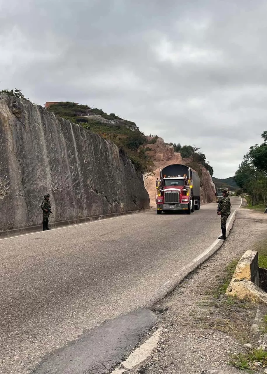 Los soldados del Ejército Nacional, están desplegados en Norte de Santander, brindando seguridad durante el puente festivo