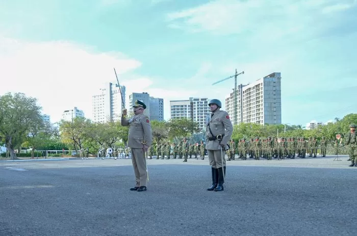 La Primera División del Ejército Nacional recibe a su nuevo comandante