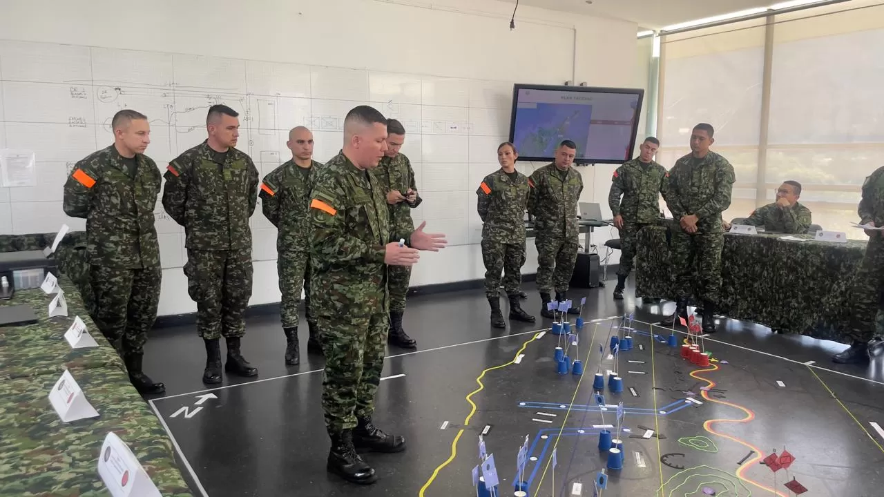 El Ejército Nacional fortalece las capacidades de los futuros oficiales de operaciones