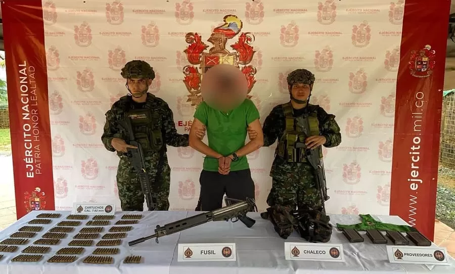Tras combates en Tarazá, Antioquia, Ejército Nacional capturó a presunto integrante del Clan del Golfo