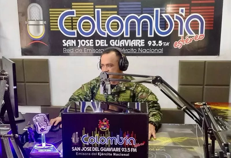 A través de las Emisoras del Ejército Nacional se invita a la comunidad a denunciar y brindar información sobre alias «Miller»