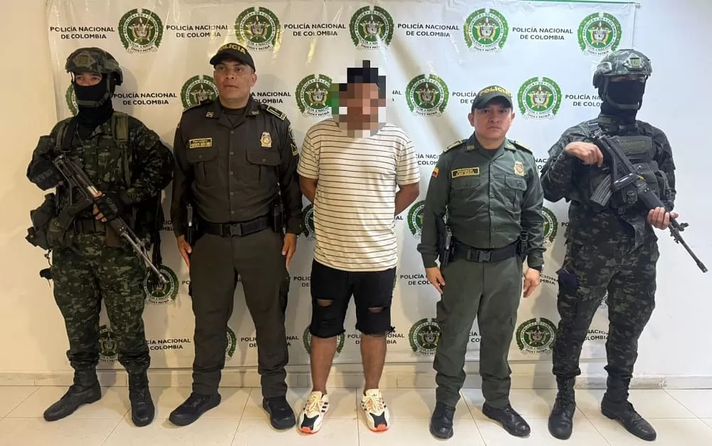 Ejército Nacional y Policía capturan presunto cabecilla del GAO-r Estructura 1 Armando Ríos en Villavicencio