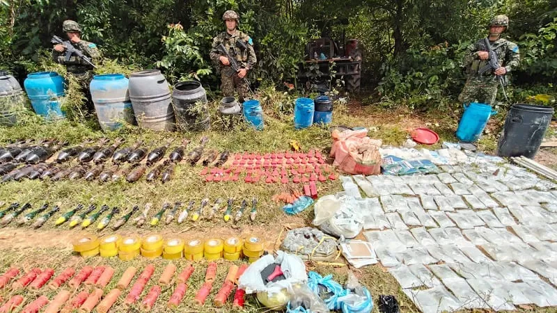 El Ejército Nacional incauta un arsenal de explosivos en Arauca, pertenecientes al GAO-r Subestructura28