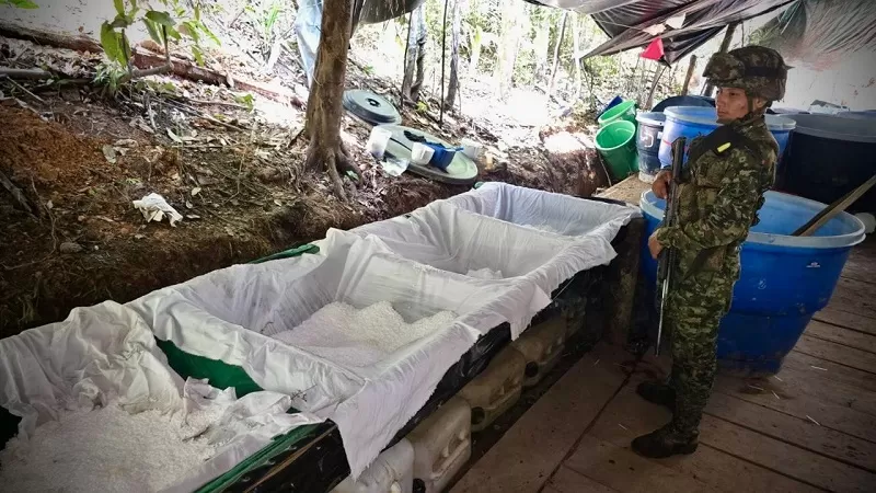 Desmantelados once laboratorios ilegales del Bloque Jorge Suárez Briceño, en el sur del Meta