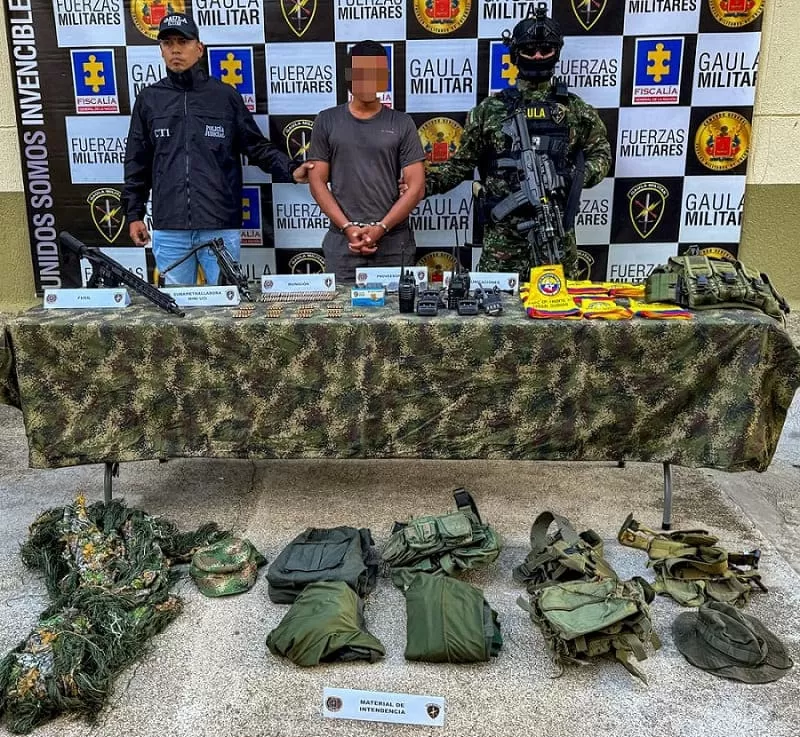 En medio de combates, Gaula Militar Valle de Aburrá captura a presunto integrante del GAO-r E34 e incauta material de guerra en Caldas