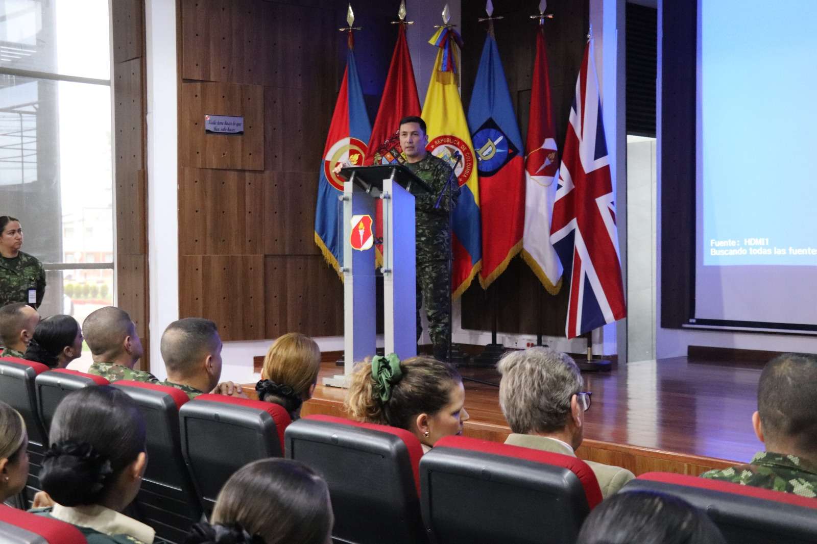 Seminario “Media Operations” Colombia–Reino Unido fortaleció las comunicaciones estratégicas del Ejército Nacional