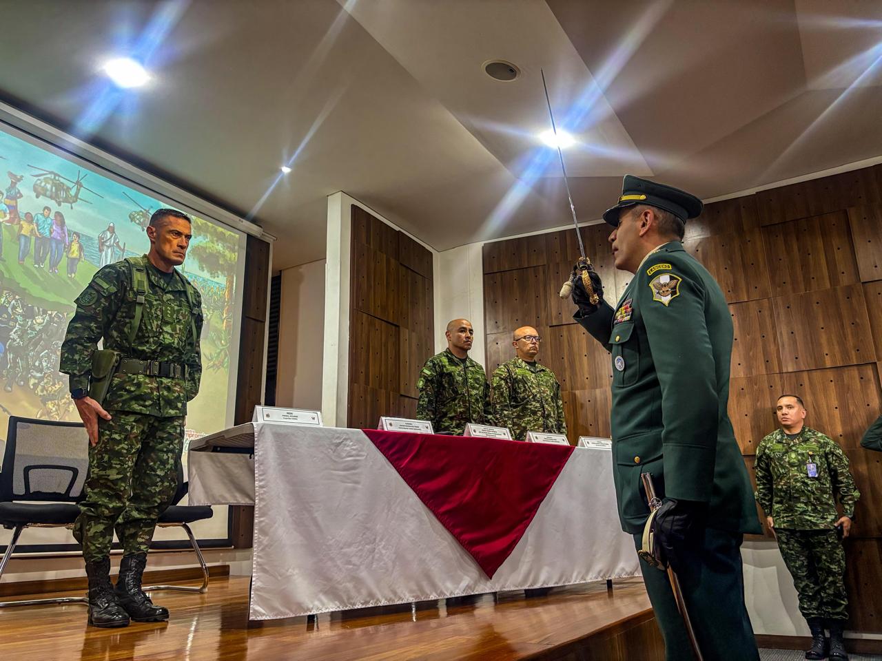 El Comando de Apoyo de Acción Integral y Desarrollo del Ejército Nacional recibe a su nuevo Comandante