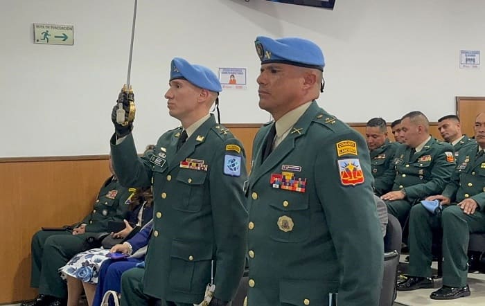 Nuevo director de la Escuela de Idiomas y Dialectos del Ejército impulsa la proyección estratégica y la interoperabilidad internacional